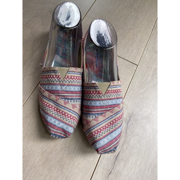 Skechers TAN Women BOBS PLUSH-LIL FOX Alpargata us 8.5 flats slip ons sneakers - Picture 2 of 9